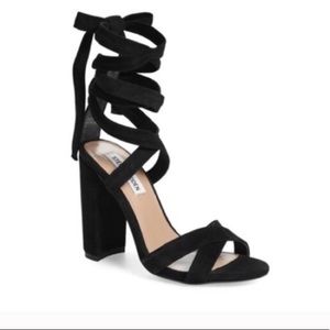 Steve Madden Black Lace Up Christey Heel
